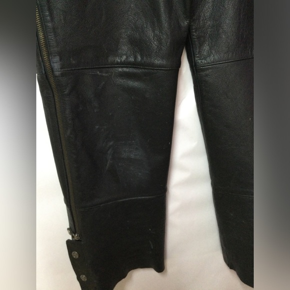 Harley-Davidson Leather Riding Chaps. Large - Picture 3 of 15